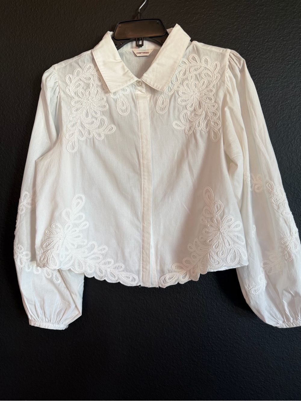 DRIFTWOOD White Embroidered Button-Down cropped Blouse #scalloped #cottagecore